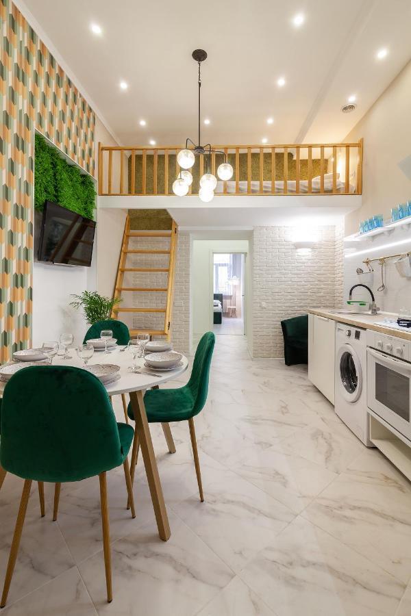 Bv Apartments Cozy In Center Львів Екстер'єр фото