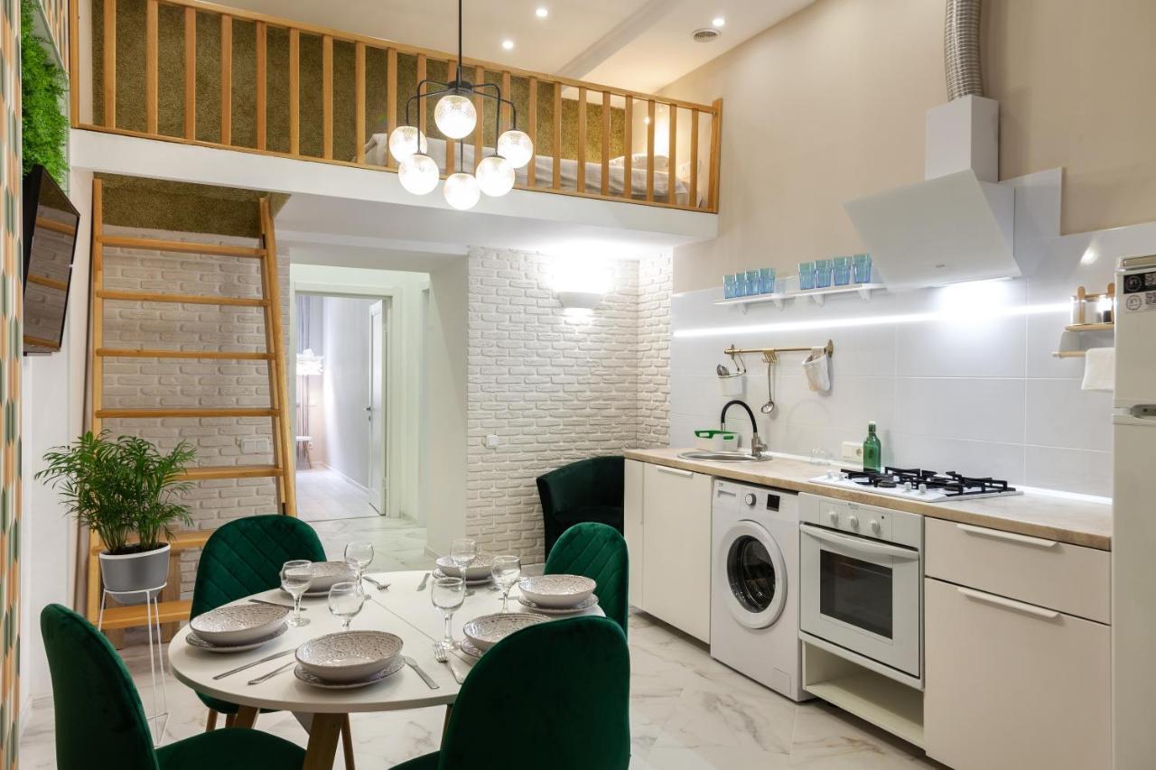 Bv Apartments Cozy In Center Львів Екстер'єр фото